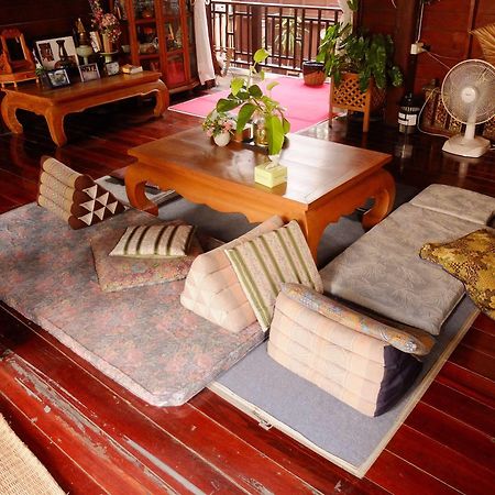 Boonmee Guest House チエンマイ エクステリア 写真